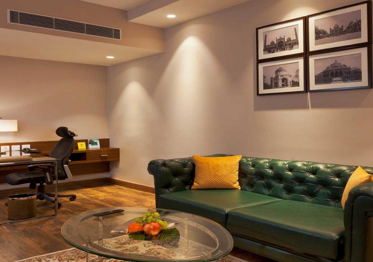 The Atlantes Suite Near Delhi Airport 新德里 外观 照片